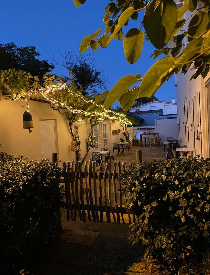 Hotel Au Bon Landais Biscarrosse-Plage Bagian luar foto