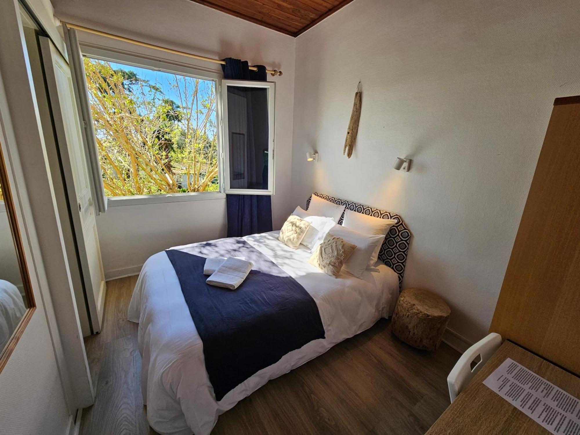Hotel Au Bon Landais Biscarrosse-Plage Bagian luar foto